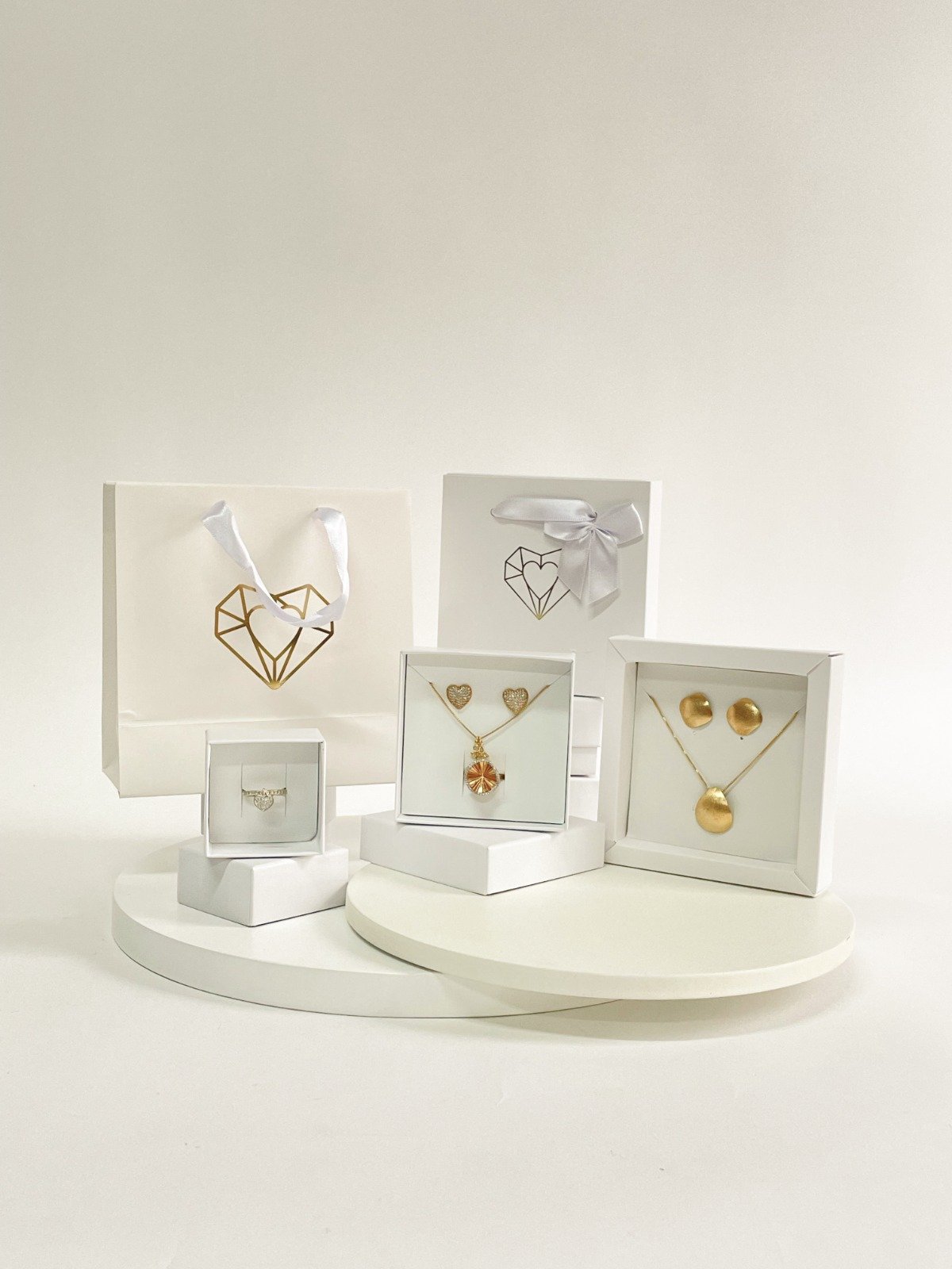 2cc2dee1-2a23-4fec-8814-7d3aa8758884