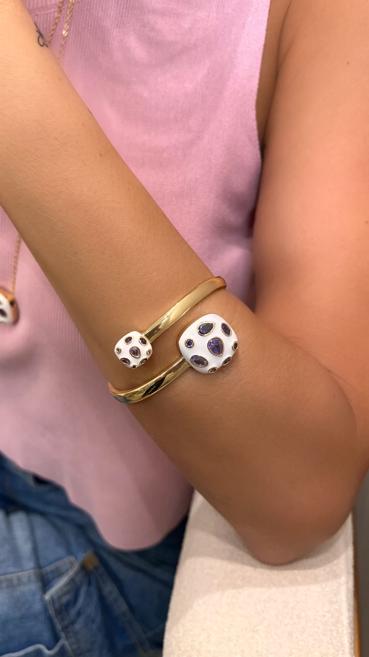 Facetune_29-10-2025-10-52-51