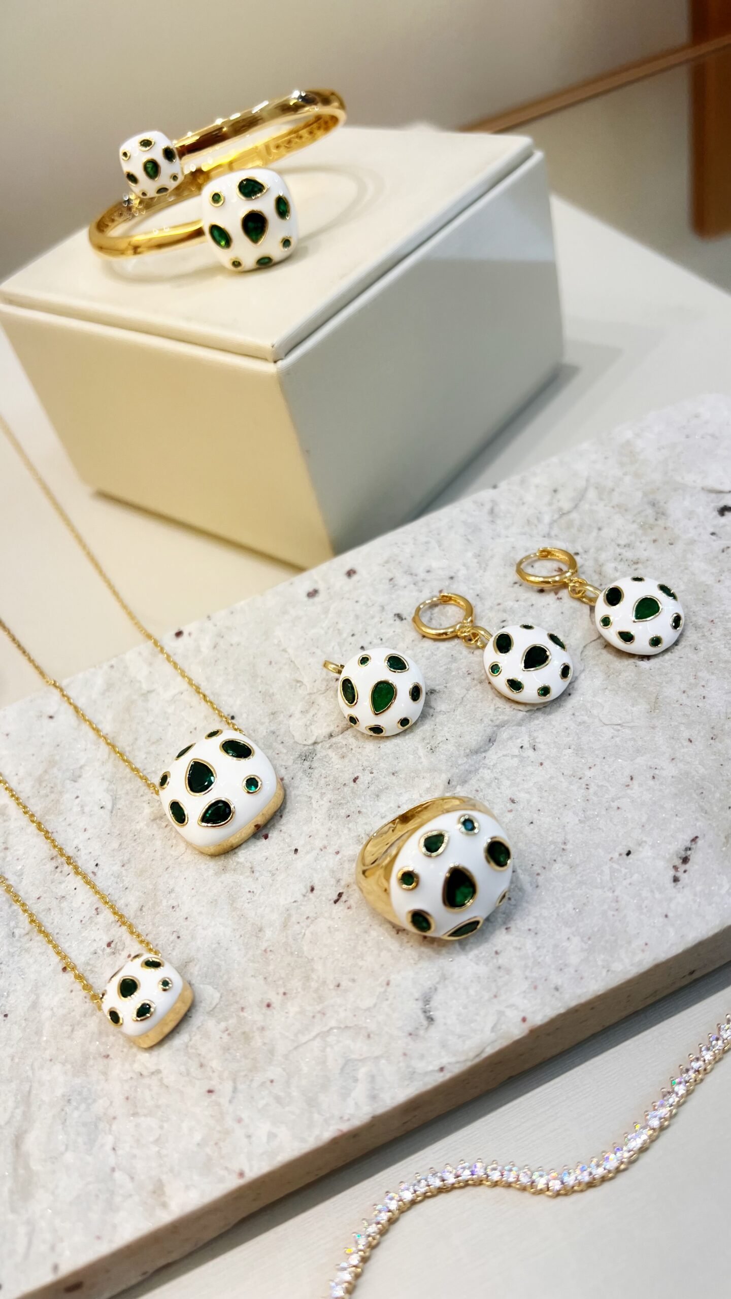 Facetune_29-10-2025-12-31-28